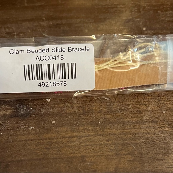 Glam Beaded Adjustable Slide Bracelet - Picture 4 of 5